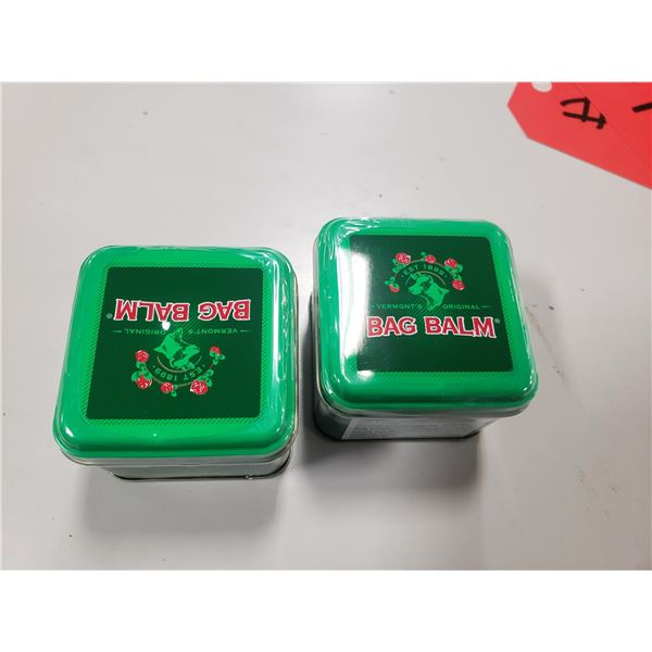 Box of bag balm Hand moisturizer