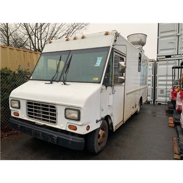 *R* 1997 CHEVROLET UTILIMASTER P30, CONCESSION (FOOD) TRUCK, WHITE, VIN 1GBJP32W6V3316063,