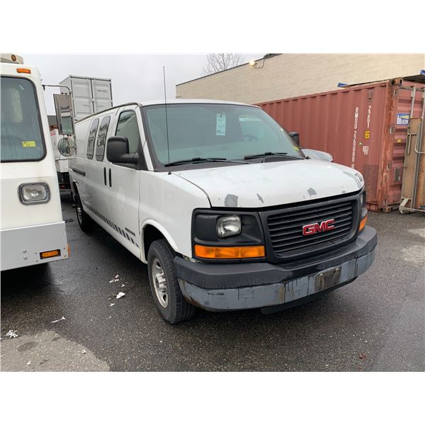 *R* 2004 GMC SAVANA, 3DR CARGO VAN, WHITE, VIN # 1GTGG29V141239027