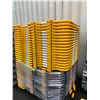 Image 2 : PALLET OF YELLOW / BLACK PLASTIC INTERLOCKING EVENT FENCING