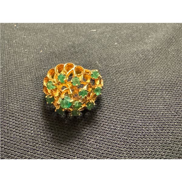 14K LADIES RING WITH EMERALDS 5.3G