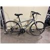 Image 1 : DEVINCI ST-TROPEZ GREY 24 SPEED ROAD BIKE