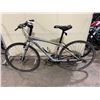 Image 2 : DEVINCI ST-TROPEZ GREY 24 SPEED ROAD BIKE