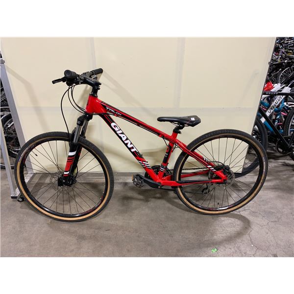 GIANT TALON RED 24 SPEED FRONT SUSPENSION MOUNTAIN BIKE WITH FULL DISC BRAKES