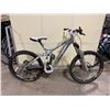 Image 2 : TREK EVO SESSION 88 GREY 9 SPEED FULL SUSPENSION MOUNTAIN BIKE WITH FULL DISC BRAKES