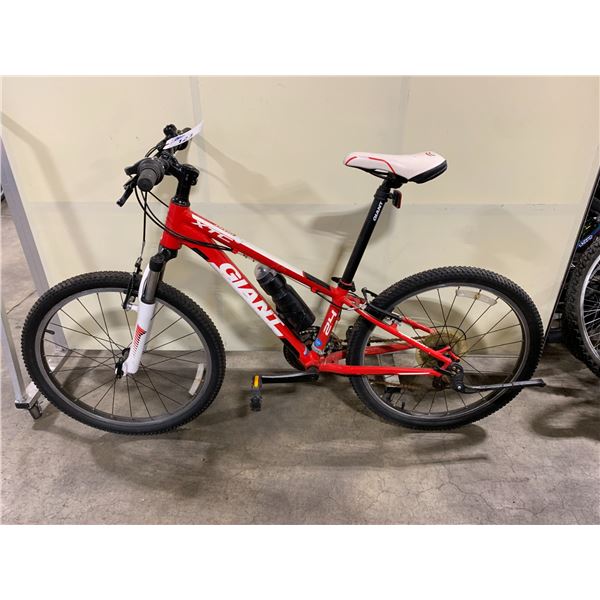 GIANT XTC RED 21 SPEED FRONT SUSPENSION MOUNTAIN BIKE