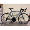 Image 2 : CCM PRESTO GREY 21 SPEED ROAD BIKE