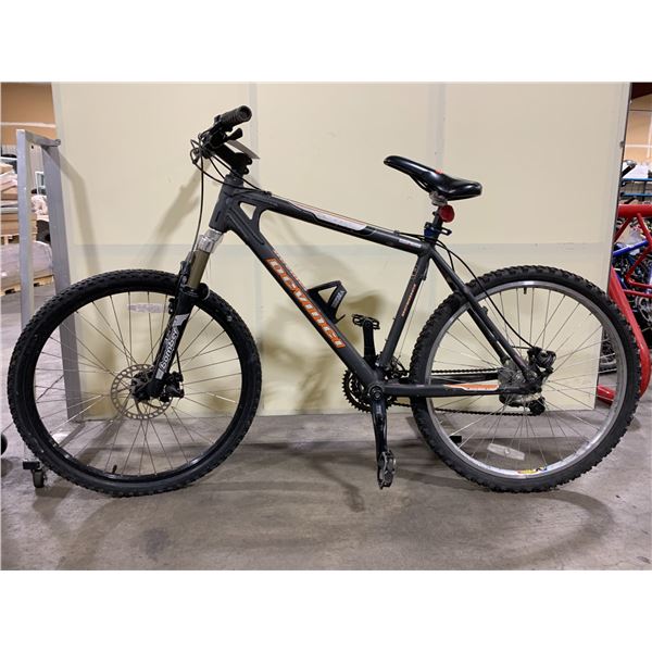 DEVINCI CAMELEON BLACK 24 SPEED FRONT SUSPENSION MOUNTAIN BIKE WITH FRONT DISK BRAKE