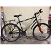 Image 2 : ROCKY MOUNTAIN HAMMER 24 SPEED FRONT SUSPENSION MOUNTAIN BIKE