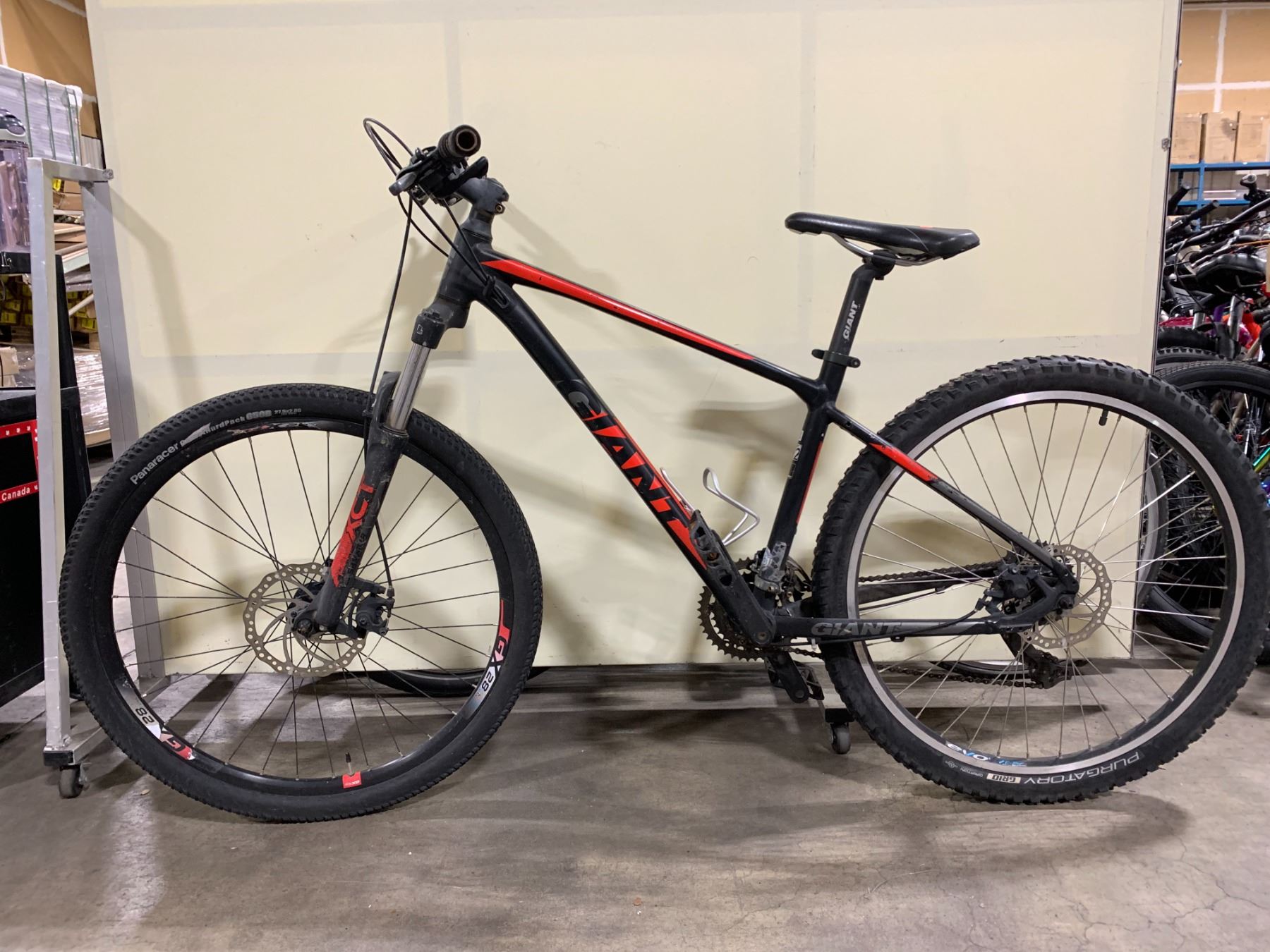 Mountain Bike Disc Giant Atx For Sale GIANT ATX BLACK WITH RED