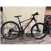 Image 2 : GIANT ATX BLACK WITH RED DETAILS 21 SPEED FRONT SUSPENSION HYBRID STYLE MOUNTAIN BIKE