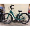 Image 1 : NORCO SCENE VLT GREEN 9 SPEED ELECTRIC CRUISE BIKE WITH FULL DISC BRAKES