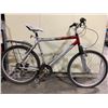 Image 2 : RALEIGH PORTAGE GREY & RED 18 SPEED FRONT SUSPENSION HYBRID BIKE