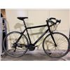 Image 2 : SOULLUTION RD-TOUR BLACK 21 SPEED RACING BIKE *HANDLE GRIP NEEDS REPAIR*