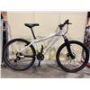 Image 2 : NORCO WOLVERINE WHITE 16 SPEED FRONT SUSPENSION MOUNTAIN BIKE WITH FULL DISC BRAKES