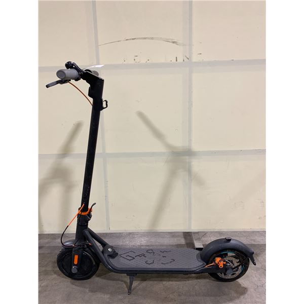 SEGWAY NINEBOT BLACK ELECTRIC RIDE ON SCOOTER *NO KEYS, NO CHARGER, POWERS ON & RUNNING*