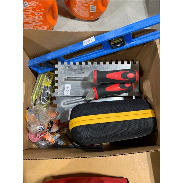 BOX OF ASSORTED TOOLS