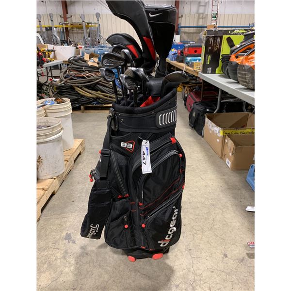 CLICGEAR GOLF BAG WITH ASSORTMENT OF APPROX 13 GOLF CLUBS