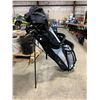 Image 1 : NIKE DYNAMIC FUND GOLF BAG WITH ASSORTMENT OF APPROX 13 GOLF CLUBS