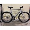 Image 2 : AVENTON SILVER SINGLE SPEED FIXED GEAR ROAD BIKE