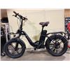 Image 1 : ET CYCLE F720 BLACK 8 SPEED FRONT SUSPENSION FOLDING BIKE WITH FULL DISC BRAKES *NO KEY, NO CHARGER*