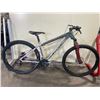 Image 2 : 2 BIKES: KAHUNA DELUXE WHITE 16 SPEED FRONT SUSPENSION MOUNTAIN BIKE WITH REAR DISC BRAKE, & MIVATA