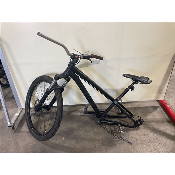 2 BIKES: SPECIALIZED BLACK FRONT SUSPENSION BIKE FRAME WITH TIRE & VORLAD GREY 24 SPEED FRONT