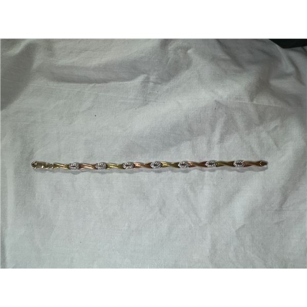 10KT YELLOW GOLD CUBIC ZIRCONIA BRACELET WITH 70 CUBIC ZIRCONIAS 9GRAMS 19CM LONG