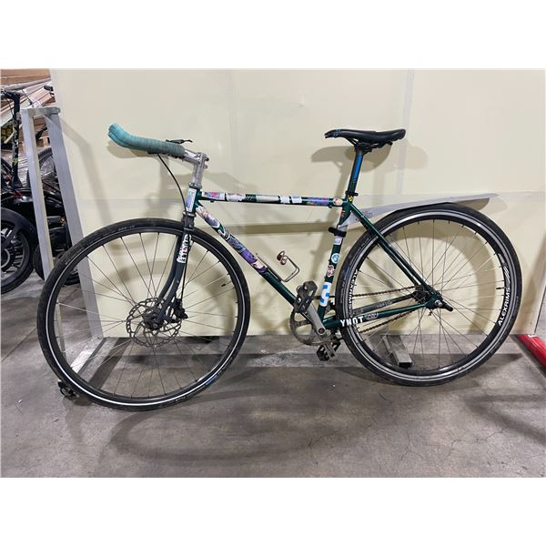 GREEN NO NAME SINGLE SPEED FIXED GEAR ROAD BIKE WITH FRONT DISC BRAKE