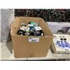 Image 1 : LARGE BOX OF ASSORTED VACUUM INSULATED THERMOS/COFFEE CUPS