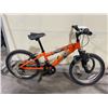 Image 2 : 2 BIKES: NORCO ELIMINATOR ORANGE 6 SPEED FRONT SUSPENSION CHILDREN'S BIKE