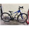 Image 2 : TREK 820 BLUE / SILVER 21 SPEED FRONT SUSPENSION MOUNTAIN BIKE