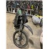 Image 2 : BLACK NO NAME GAS POWERED MOTORIZED DIRT BIKE