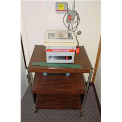 APOLLO OVERHEAD PROJECTOR W/ STAND