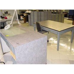 LOT - 14 ASSORTED WORK TOOLS