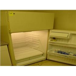 GE REFRIGERATOR