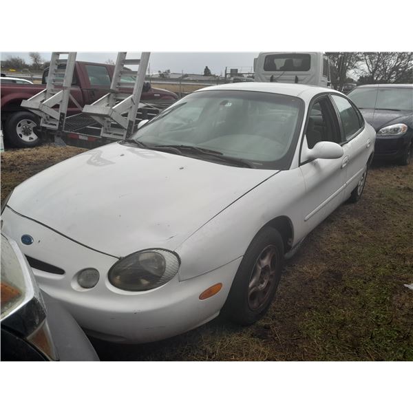 1996 Ford Taurus LX
