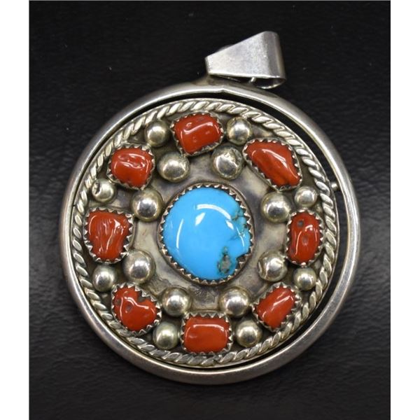 NAVAJO INDIAN PENDANT