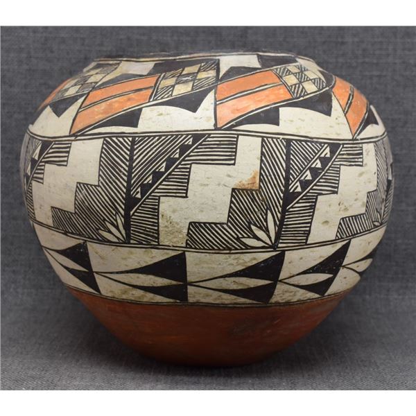 ACOMA INDIAN POTTERY OLLA