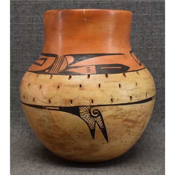 HOPI INDIAN POTTERY VASE