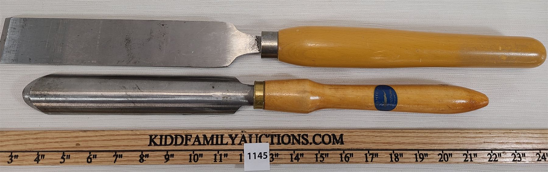 LOT OF 2 - HENRY TAYLOR SHEFFIELD DIAMIC WOOD TURNING CHISEL & E.A ...