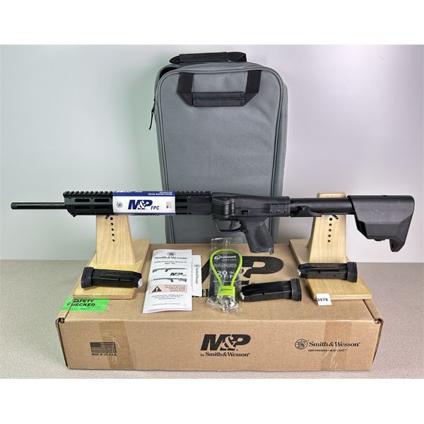 SMITH & WESSON M&P FPC MODEL IN 9 MM