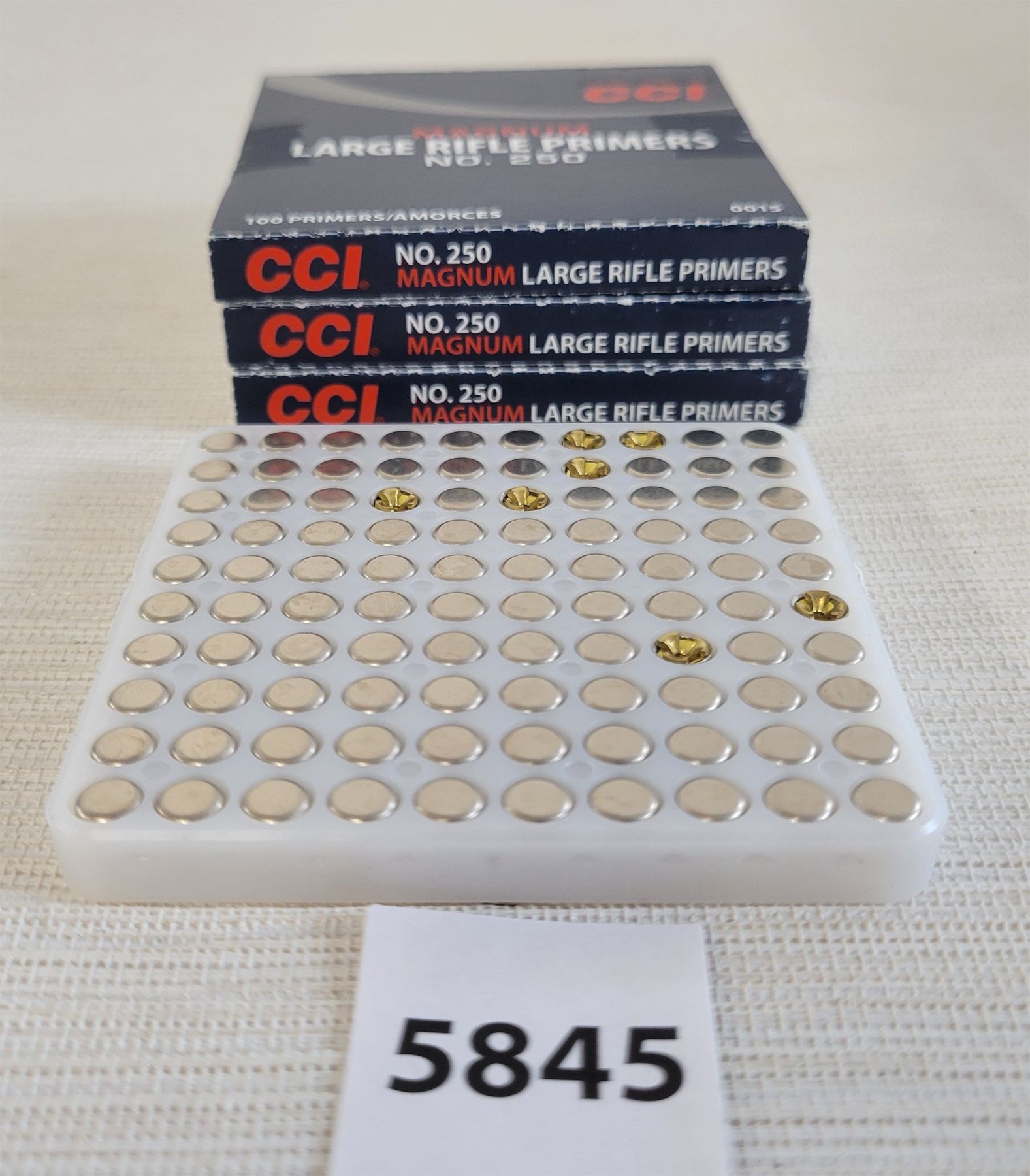 PRIMERS: 300 X CCI MAGNUM LARGE RIFLE PRIMERS - Kidd Family Auctions