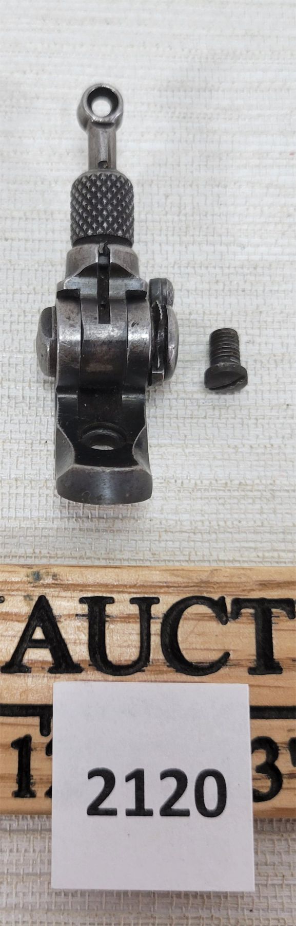 REM MOD 8/81 PEEP SIGHT - Kidd Family Auctions