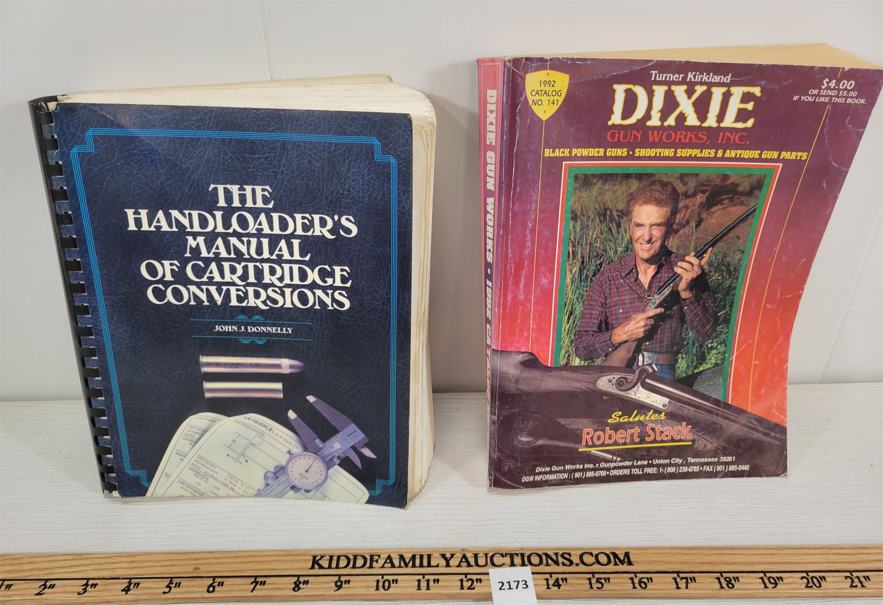 LOT OF 2 DIXIE CATALOGUE & HANDLOADER'S MANUAL Kidd Family Auctions