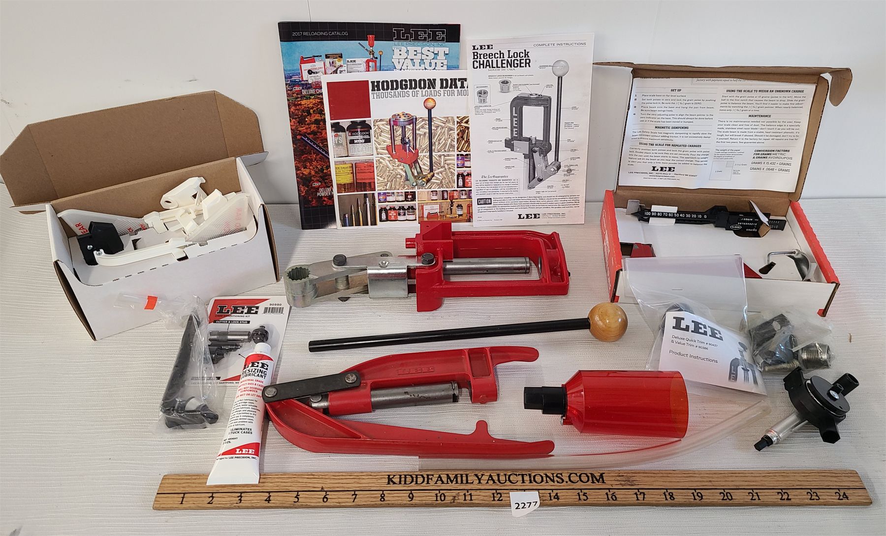 LEE 50TH ANNIVERSARY RELOADING KIT W/ ACCESSORIES - Kidd Family Auctions