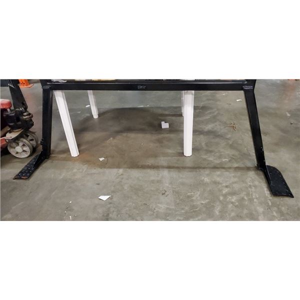 BLACK STEEL TRUCK HEAD ACHE RACK