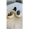 Image 1 : LOT OF PRECIOUS STONES INCLUDING AGATE, PYRITE, BLACK TOURMALINE, AND SODALITE
