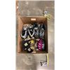 Image 1 : 3 SETS OF ROLLERBLADES AND ROOF MOUNT PULLEY SYSTEM
