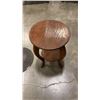 Image 2 : CAST IRON BASE COAT TREE AND SIDE TABLE